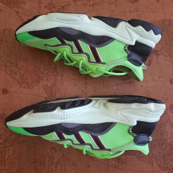 *ADIDAS Originals OZWEEGO, Acid green, size 9.5 - Picture 6 of 11